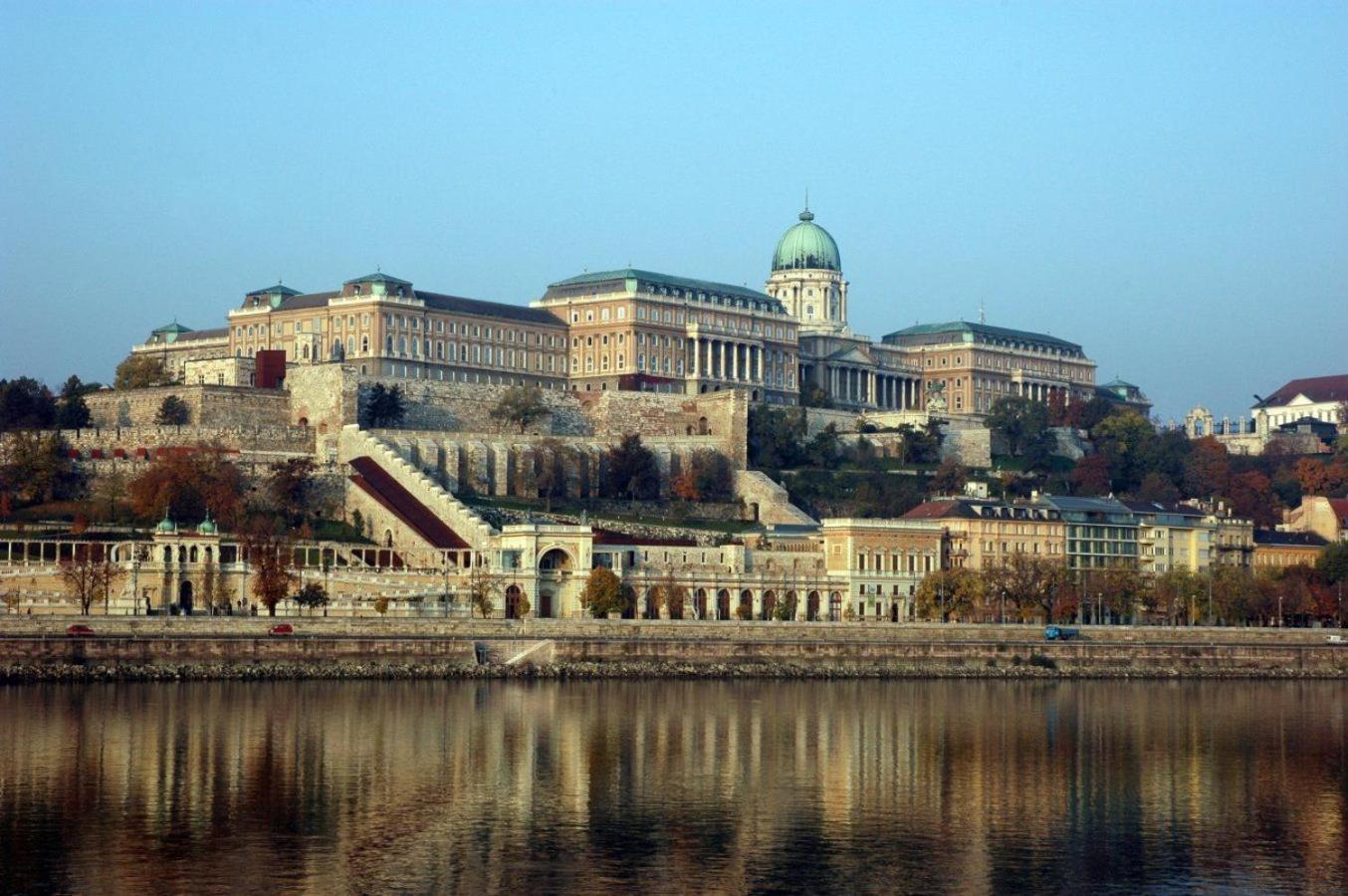 Trip And Hop Apartment Budapest Luaran gambar